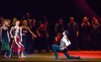  	  	 Carlos Acosta: "Carmen". Laura Morera als Carmen, Carlos Acosta als Escamillo Künatler des  The Royal Ballet. © Tristram Kenton