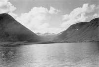 Der Skutulsfjörður, 1925, ein Fjord in den Westfjorden von Island, wo Anna gearbeitet und geheiratet ht. © wikipedia