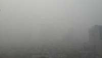 Nicht nur die Polizei stochert im Nebel, das gesamte Viertel Huanpu ist 2013 unsichtbar gewesen. ©  galaxyharrylion / wikipedia