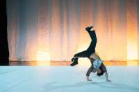 Nassim Baddag, nicht nur ein außergewöhnlicher Break-Tänzer.