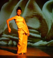 Preethi Athreya, Tänzerin und Choreografin ("Porcelain", Wien, 2009) © Babu Ponappan