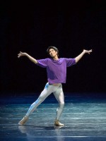 Masayu Kimoto in "Solo", einem Ballett für drei Männer von Hans van Manen