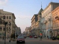 Die Piotrkowska, Pracht- und Einkaufsstraße in Lodz, wo Anatol eine neue Heimat gefunden hat. © wikipedia, freelicense