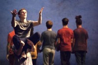 "Näss" / "Mensch", eine Choreografie von Fouad Boussouf mit seiner Compagnie Massala.© Charlotte Audureau