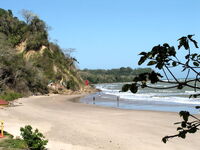 So wirbt Trinidad um Besucher:innen. Die Quinam-Bucht an der Südküste der Insel. © Kalamazadkhan / wiki