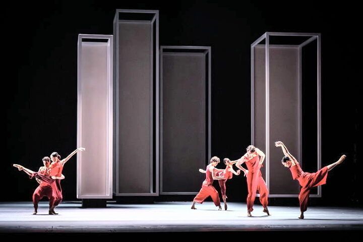 Bühnenbild von Edmund de Waal für „Yugen“.